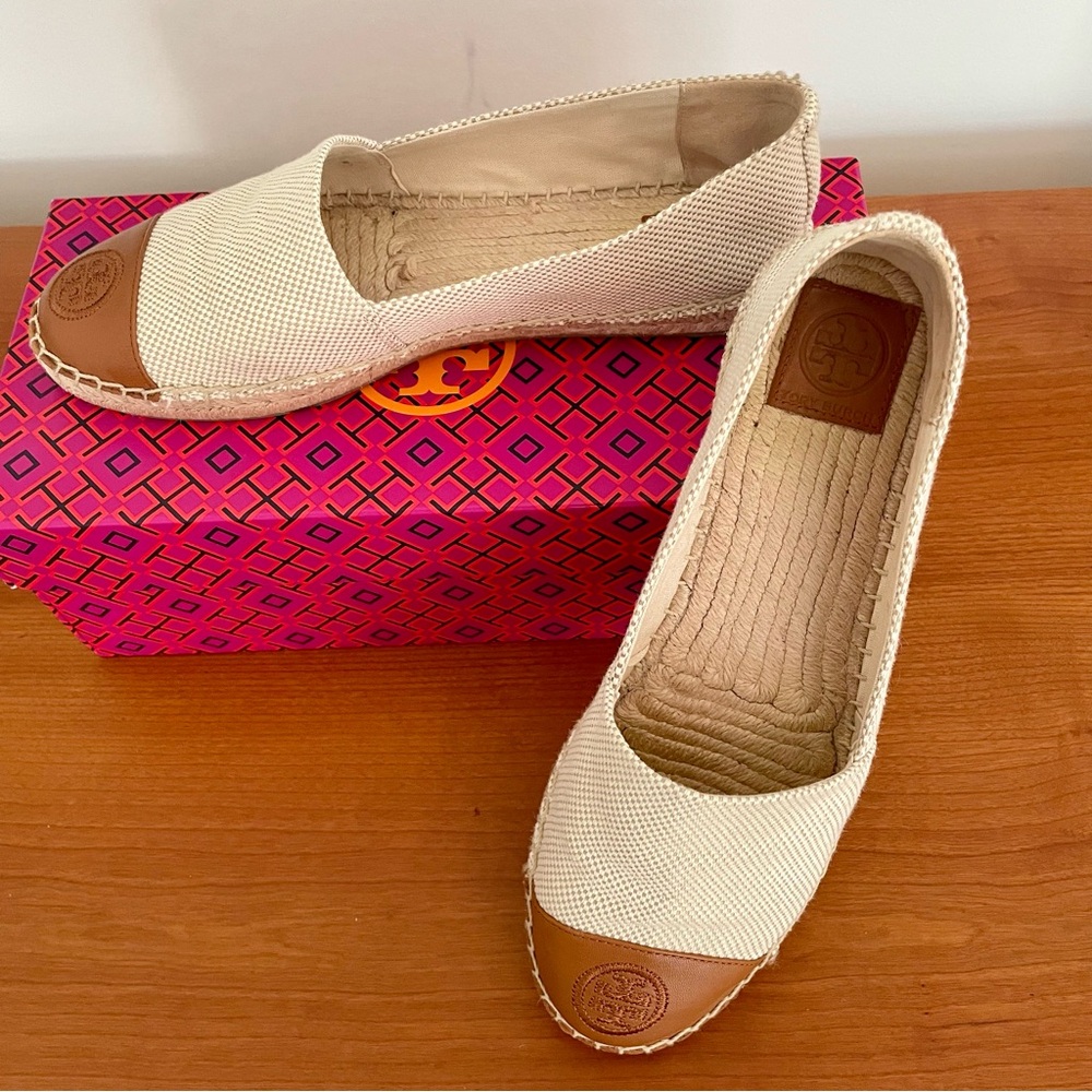 Tory Burch Espadrille Flat size 9